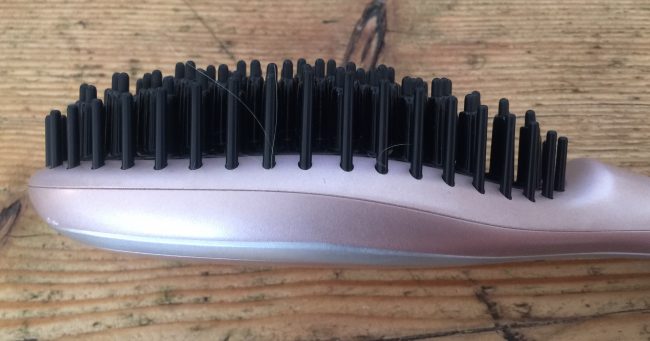AsaVea hair brush straightener bristles side e1521636100975