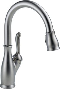 kitchen faucet reviews - delta faucet 9178 pull down kitchen faucet